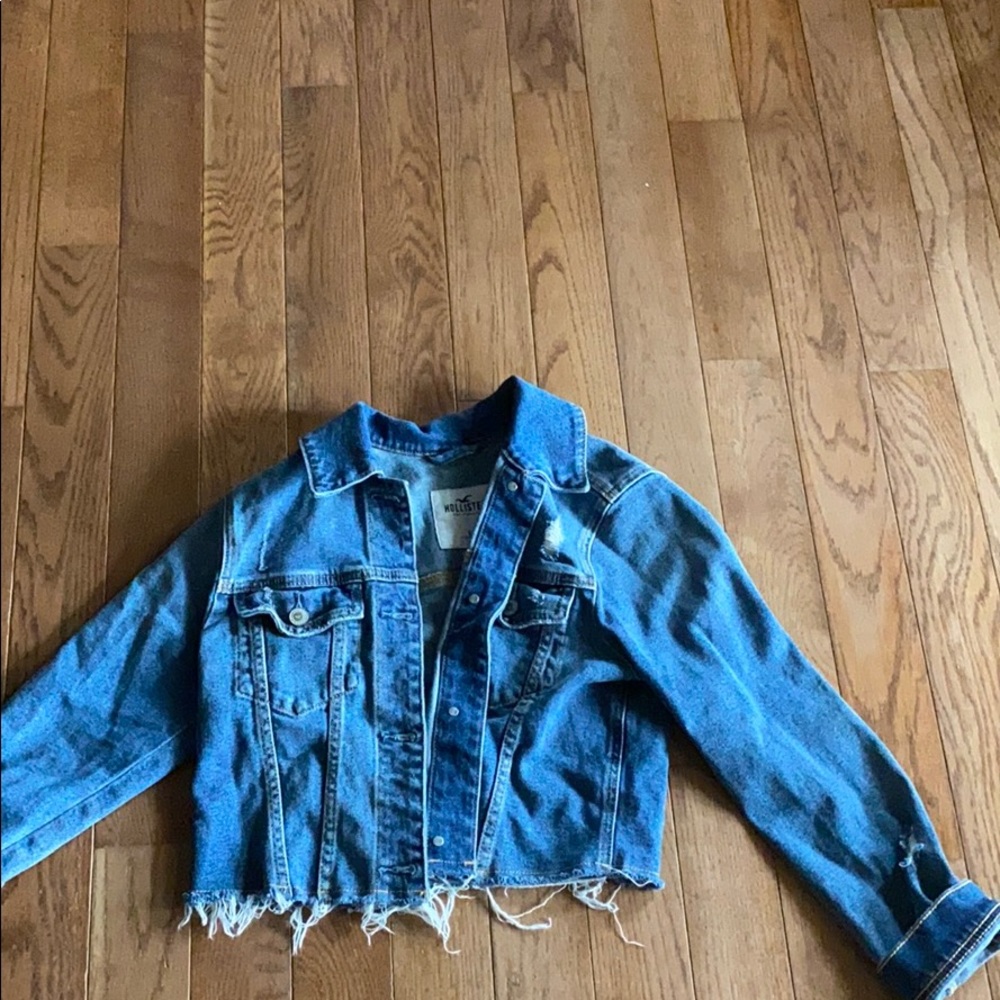 Cropped distressed jean jacket
